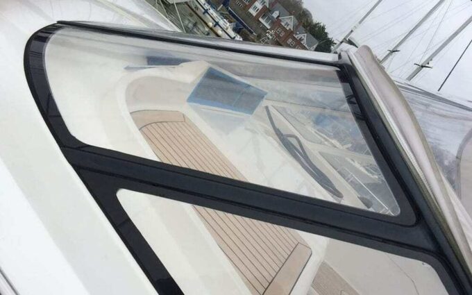 How to create a replacement curved boat window - Hampshire Plastics